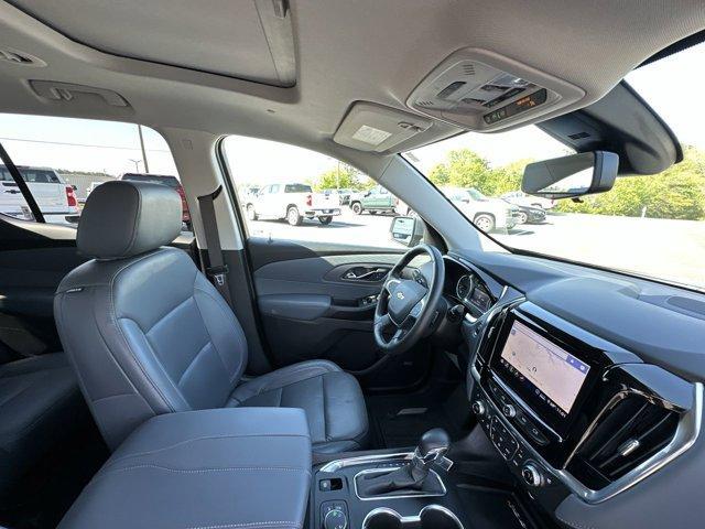 used 2021 Chevrolet Traverse car, priced at $27,865