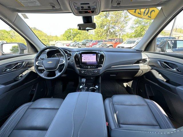 used 2021 Chevrolet Traverse car, priced at $27,865