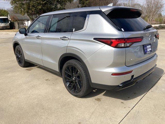 used 2023 Mitsubishi Outlander car, priced at $23,020