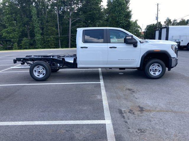 new 2025 GMC Sierra 2500 car, priced at $47,753