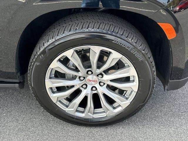 used 2021 GMC Yukon XL car, priced at $53,329