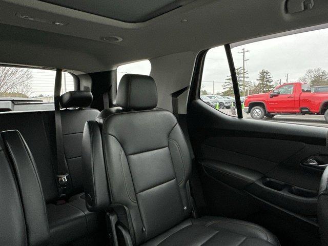 used 2019 Chevrolet Traverse car, priced at $23,371