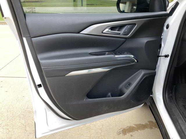used 2025 Chevrolet Traverse car, priced at $41,508