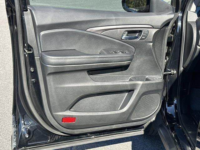 used 2021 Honda Pilot car, priced at $23,998