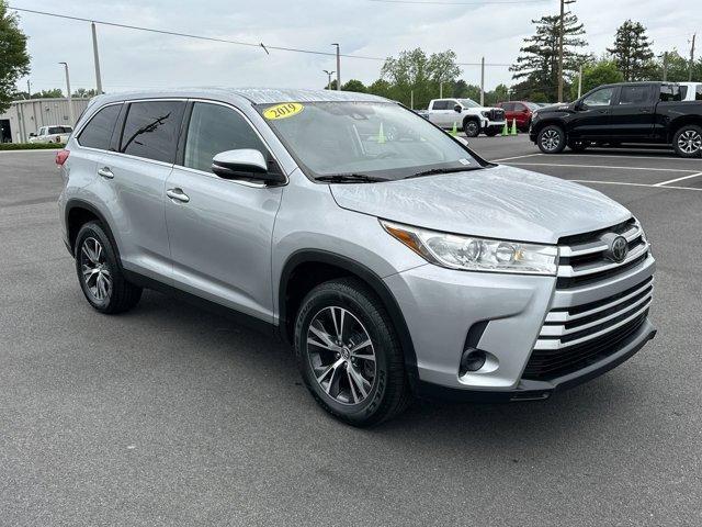 used 2019 Toyota Highlander car, priced at $22,366