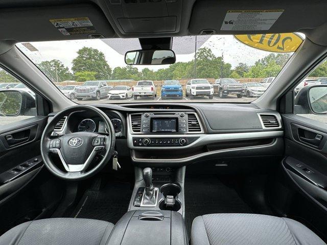 used 2019 Toyota Highlander car, priced at $22,366