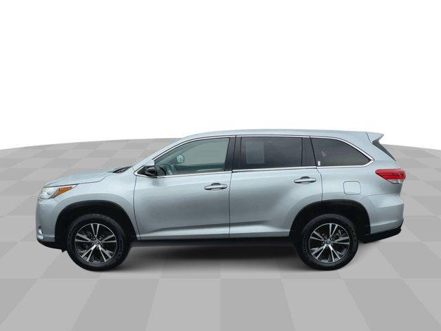 used 2019 Toyota Highlander car, priced at $22,366