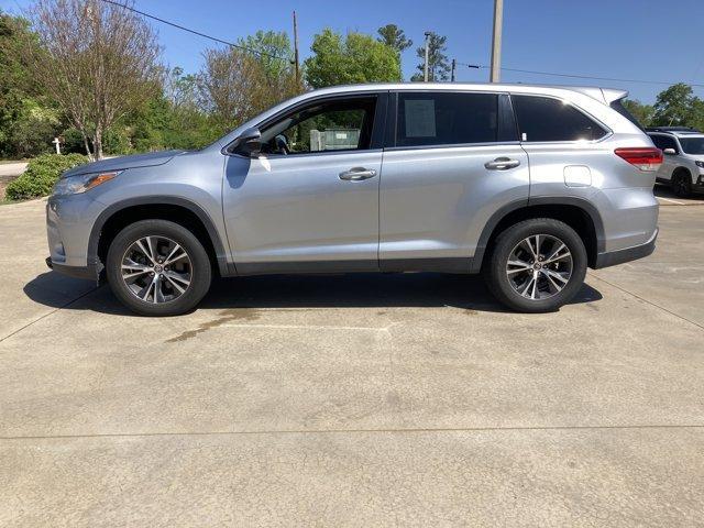 used 2019 Toyota Highlander car, priced at $22,366