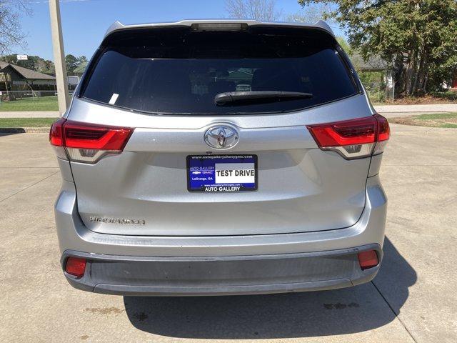 used 2019 Toyota Highlander car, priced at $22,366