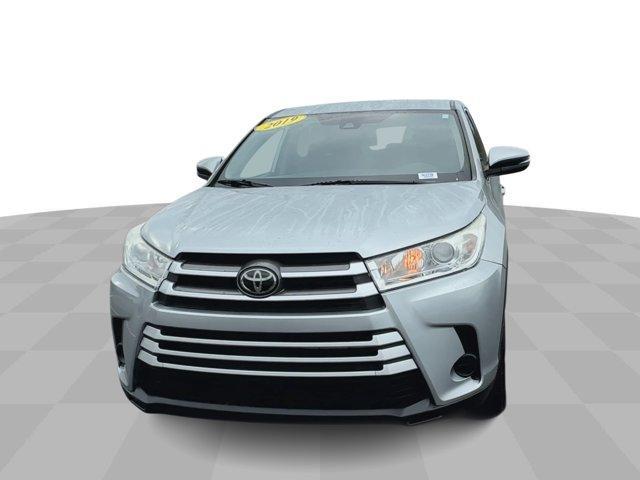 used 2019 Toyota Highlander car, priced at $22,366