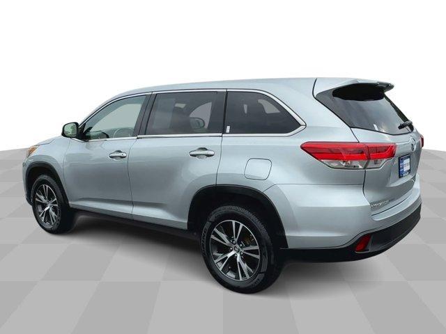 used 2019 Toyota Highlander car, priced at $22,366