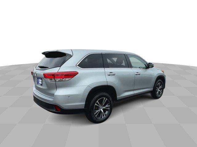 used 2019 Toyota Highlander car, priced at $22,366