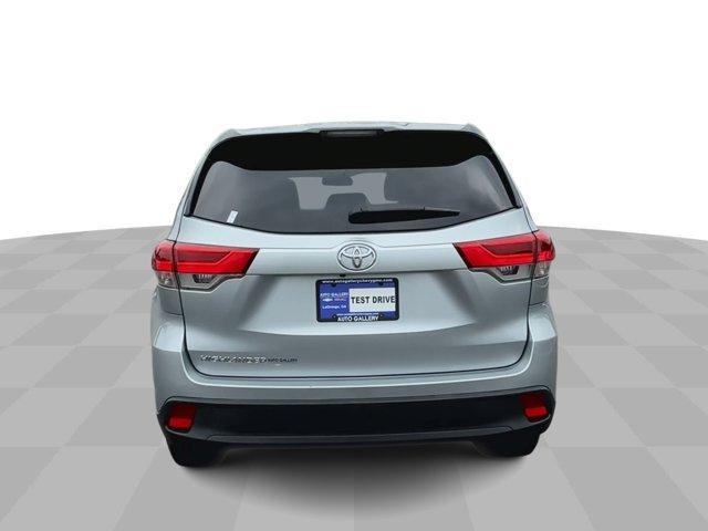 used 2019 Toyota Highlander car, priced at $22,366