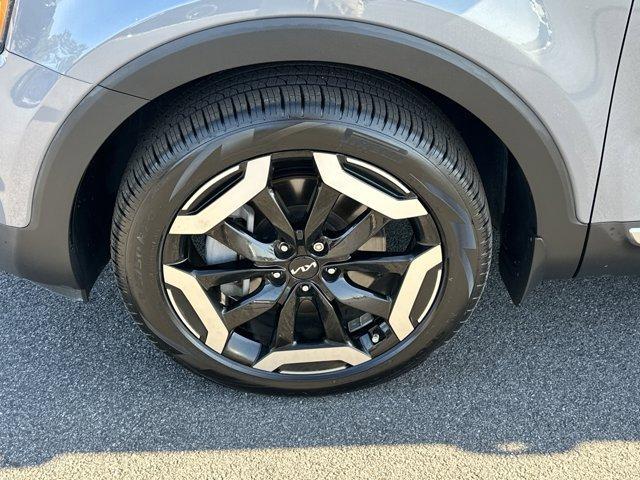 used 2023 Kia Telluride car, priced at $32,377