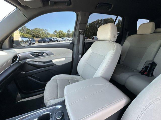 used 2022 Chevrolet Traverse car, priced at $22,780