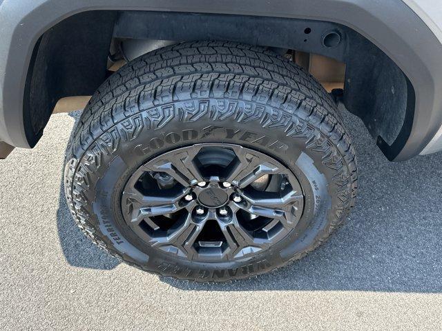 used 2023 GMC Canyon car, priced at $30,442