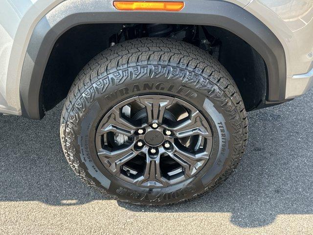 used 2023 GMC Canyon car, priced at $30,442