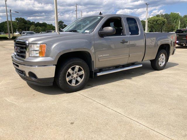 used 2013 GMC Sierra 1500 car, priced at $18,384