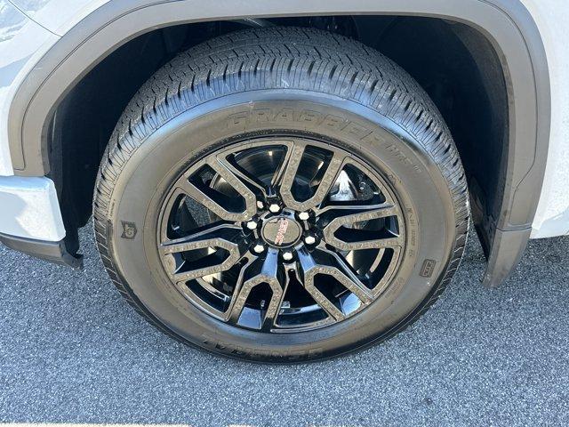 used 2025 GMC Sierra 1500 car, priced at $38,133