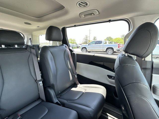used 2024 Kia Carnival car, priced at $39,733