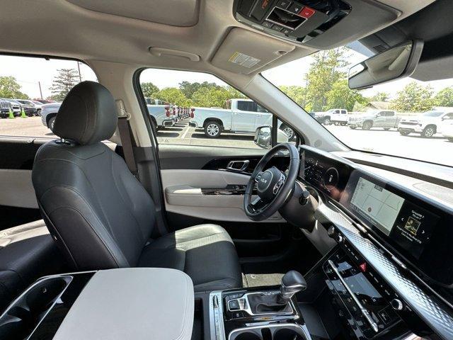 used 2024 Kia Carnival car, priced at $39,733