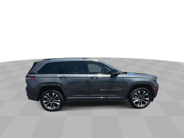 used 2023 Jeep Grand Cherokee car, priced at $38,184