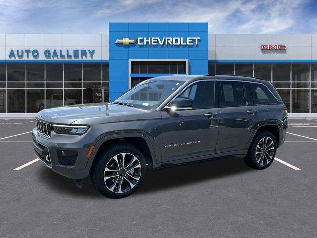 used 2023 Jeep Grand Cherokee car, priced at $34,302