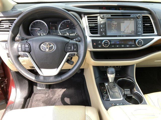 used 2017 Toyota Highlander car, priced at $26,807