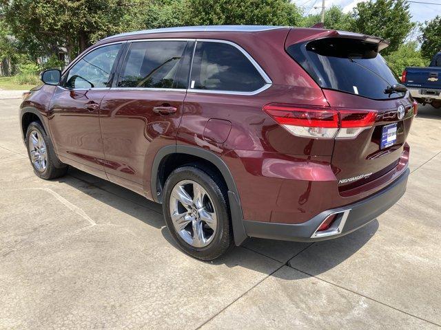 used 2017 Toyota Highlander car, priced at $26,807