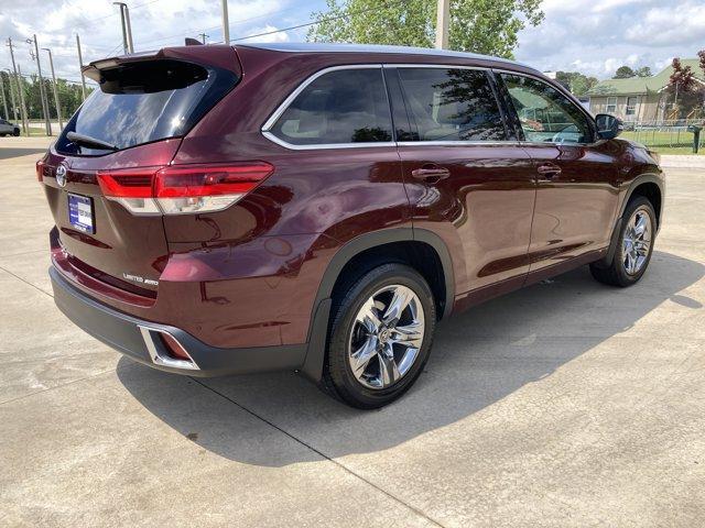 used 2017 Toyota Highlander car, priced at $26,807