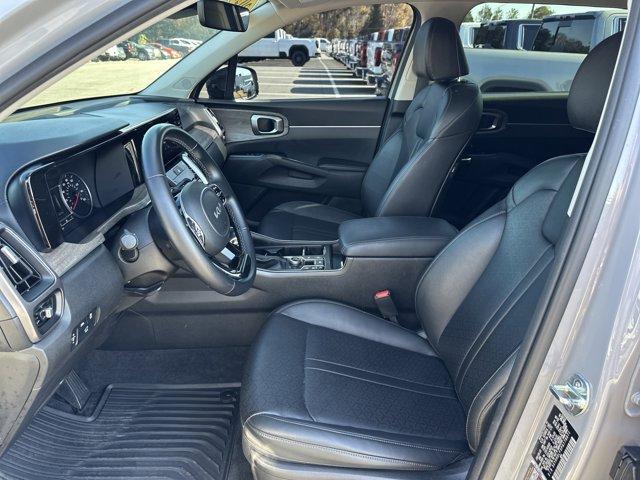used 2023 Kia Sorento car, priced at $28,251
