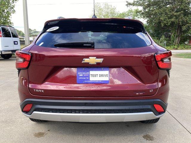 used 2024 Chevrolet Trax car, priced at $22,067