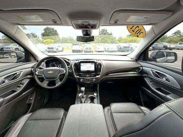 used 2021 Chevrolet Traverse car, priced at $23,554