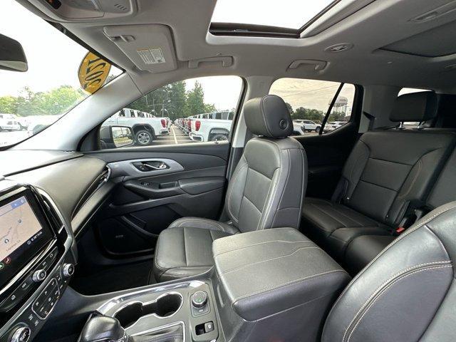 used 2021 Chevrolet Traverse car, priced at $23,554