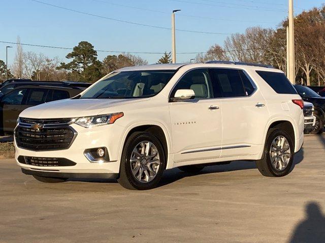 used 2021 Chevrolet Traverse car, priced at $32,101