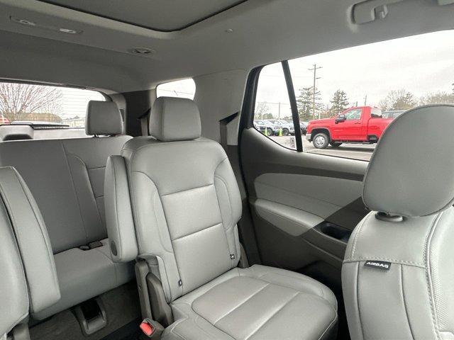 used 2021 Chevrolet Traverse car, priced at $32,101