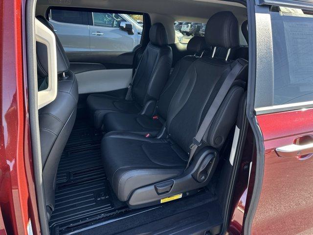 used 2023 Kia Carnival car, priced at $25,949