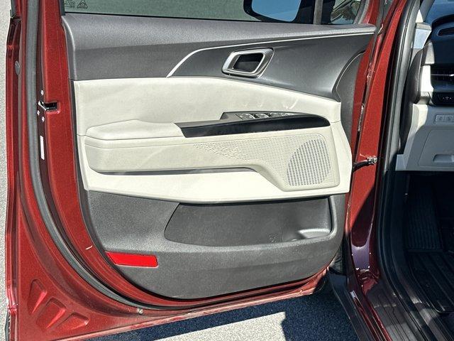 used 2023 Kia Carnival car, priced at $25,949