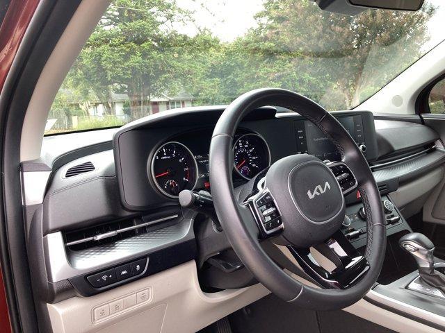 used 2023 Kia Carnival car, priced at $26,685