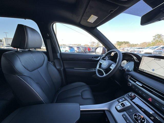 used 2025 Hyundai Palisade car, priced at $49,563