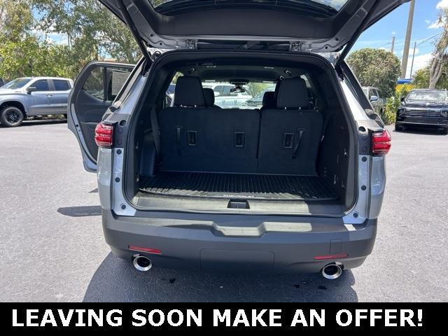 used 2024 Chevrolet Traverse Limited car, priced at $31,860