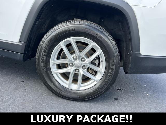 used 2022 Jeep Grand Cherokee L car, priced at $25,700