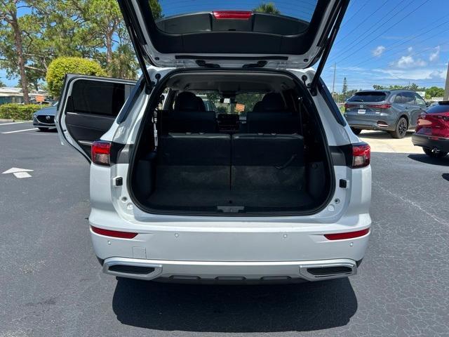 used 2022 Mitsubishi Outlander car, priced at $24,420