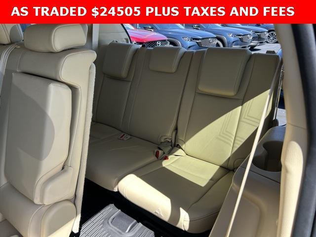 used 2019 Toyota Highlander car, priced at $24,505