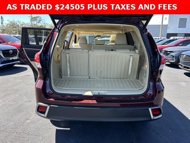 used 2019 Toyota Highlander car, priced at $24,505