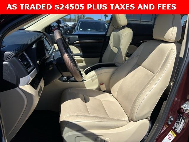 used 2019 Toyota Highlander car, priced at $24,505