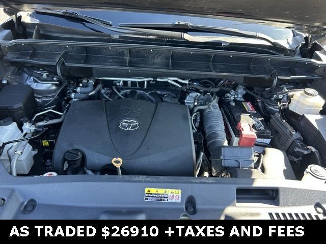 used 2021 Toyota Highlander car, priced at $26,910