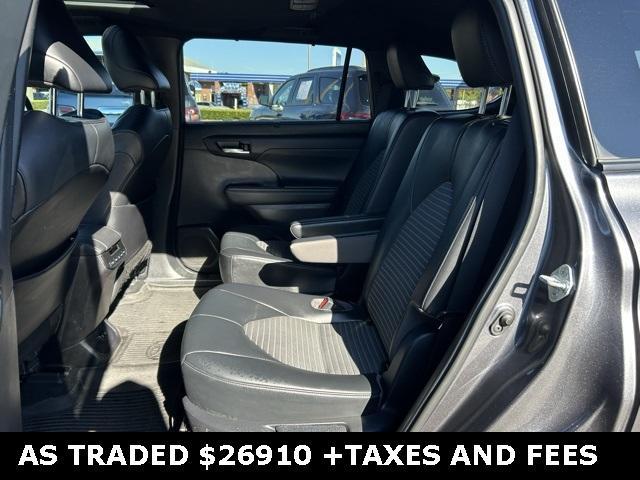 used 2021 Toyota Highlander car, priced at $26,910