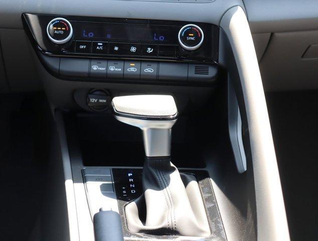 new 2025 Hyundai Elantra car, priced at $25,010