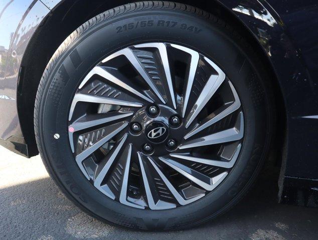 new 2025 Hyundai Sonata Hybrid car, priced at $39,380